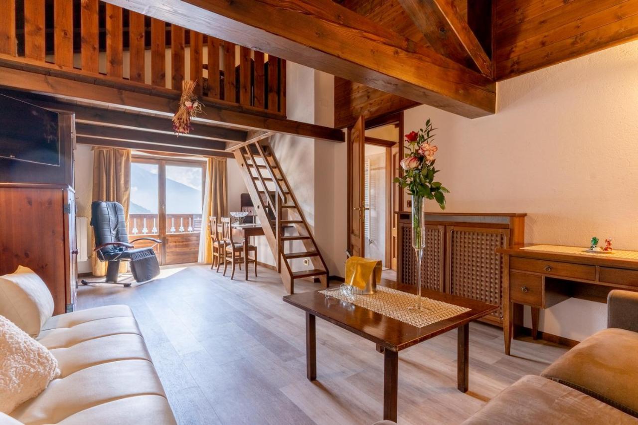 Hotel Des Alpes Saint-Rhemy-En-Bosses Dış mekan fotoğraf