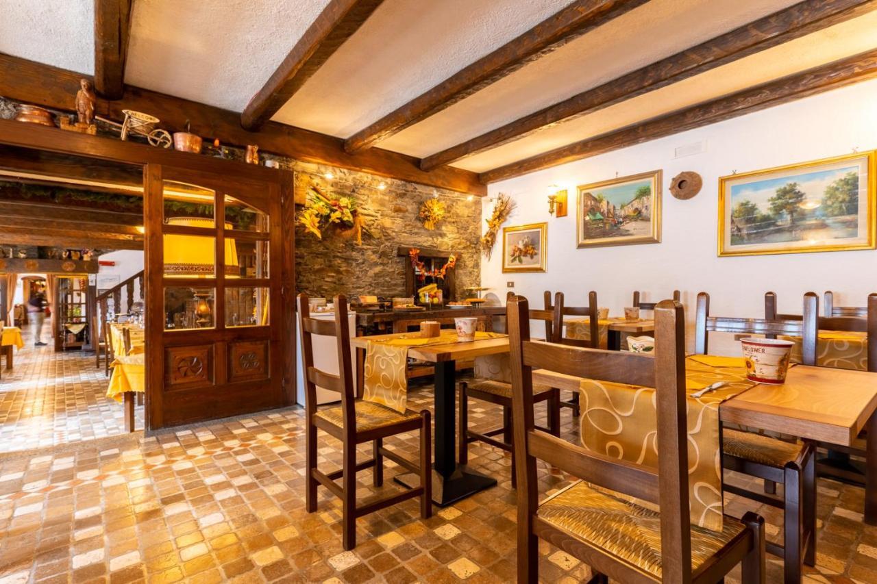 Hotel Des Alpes Saint-Rhemy-En-Bosses Dış mekan fotoğraf